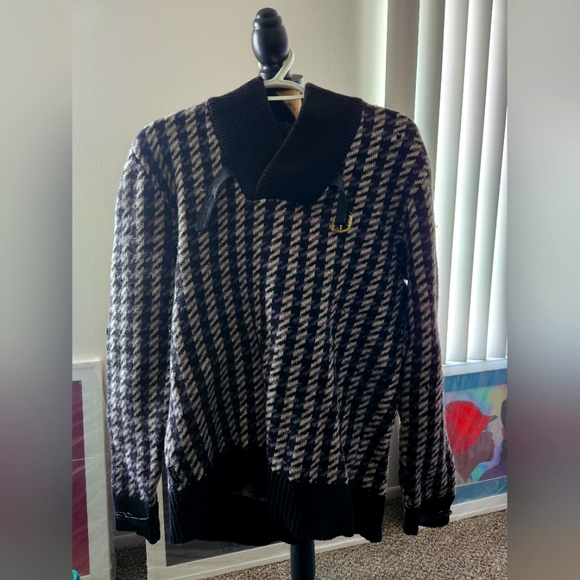 VINTAGE Sean John sweater!